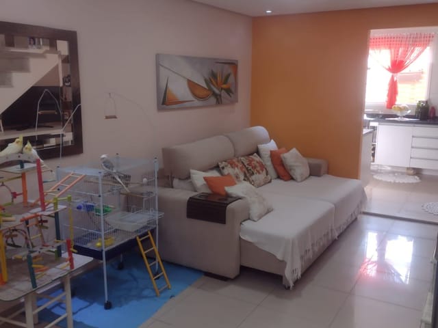 Casa 2 quartos e 1 banheiro, à venda, no bairro Jardim Guerreiro em Cotia