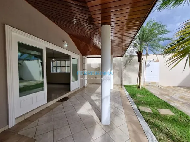 Casa com 360m² 4 quartos e 4 banheiros, à venda, no bairro Urbanova em São José dos Campos