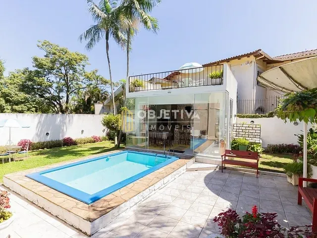 Casa 4 quartos e 2 banheiros, à venda, no bairro Chácara das Pedras em Porto Alegre