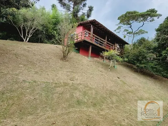 Casa com 285m² 3 quartos e 2 banheiros, para alugar, no bairro Parque Fernão Dias em Atibaia