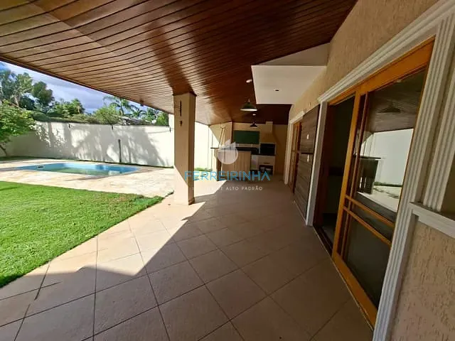 Casa 4 quartos e 6 banheiros, para alugar, no bairro Urbanova em São José dos Campos