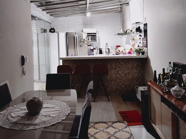Casa 2 quartos e 1 banheiro, à venda, no bairro Vila São Luiz (Valparaízo) em Barueri