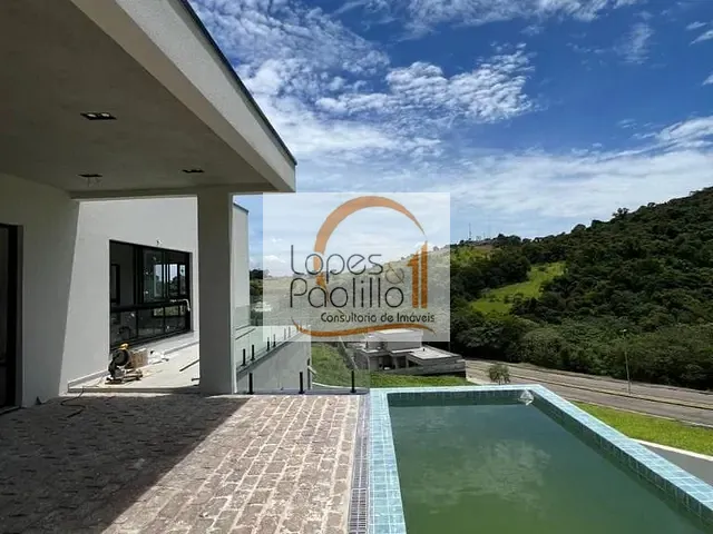 Casa com 600m² 3 quartos e 4 banheiros, à venda, no bairro Condominio Quintas da Boa Vista em Atibaia