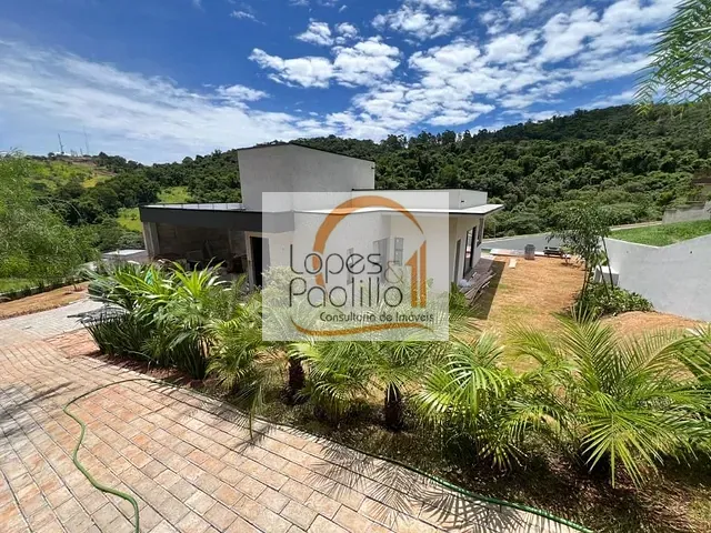 Casa com 600m² 3 quartos e 4 banheiros, à venda, no bairro Condominio Quintas da Boa Vista em Atibaia