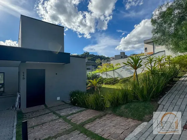 Casa com 600m² 3 quartos e 4 banheiros, à venda, no bairro Condominio Quintas da Boa Vista em Atibaia