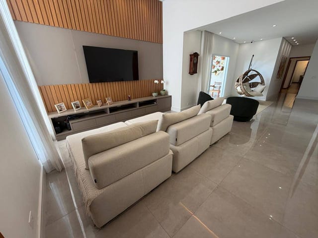 Casa 3 quartos e 4 banheiros, à venda, no bairro Haras Bela Vista em Vargem Grande Paulista