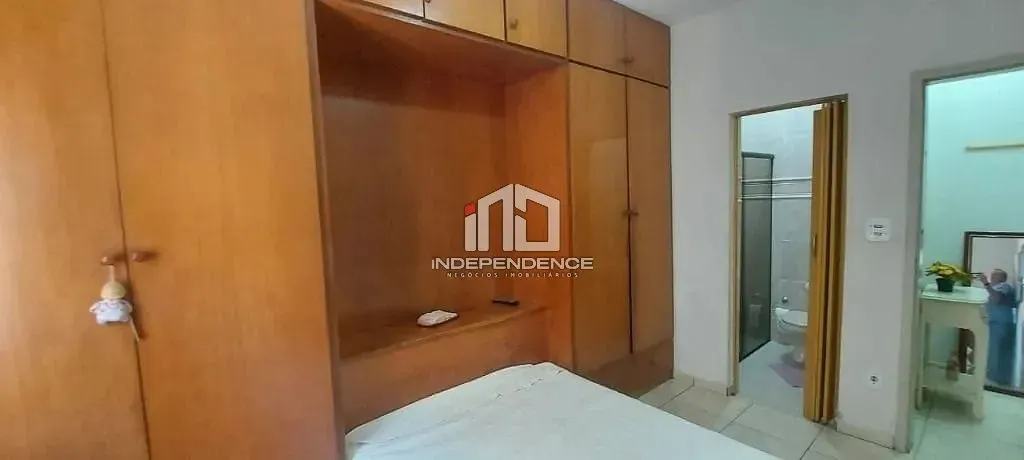 Casa, 4 quartos, 250 m² - Foto 44