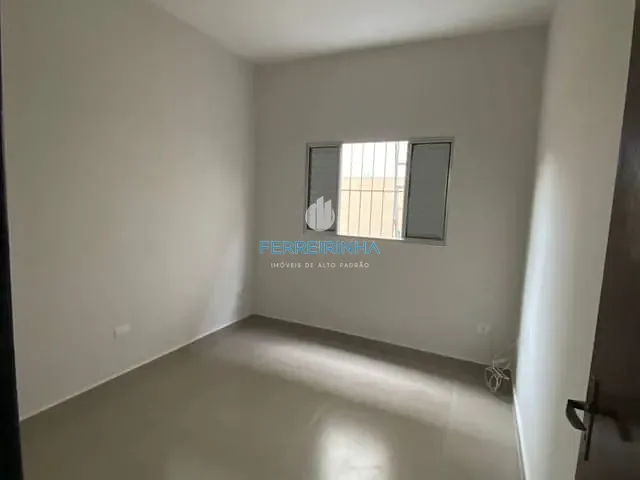 Casa 2 quartos e 1 banheiro, à venda, no bairro Jardim das Indústrias em São José dos Campos