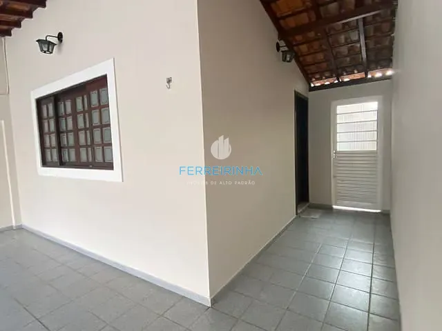 Casa 2 quartos e 1 banheiro, à venda, no bairro Jardim das Indústrias em São José dos Campos