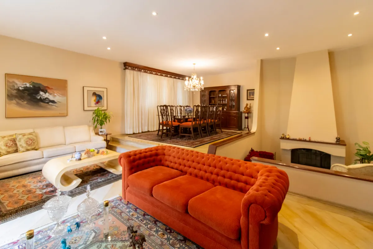 Casa para venda em Cidade Maia com 3 quartos, sendo 3 suítes, 625m²