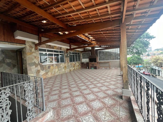 Casa com 272m² 3 quartos e 3 banheiros, à venda ou para alugar, no bairro Vila Campesina em Osasco