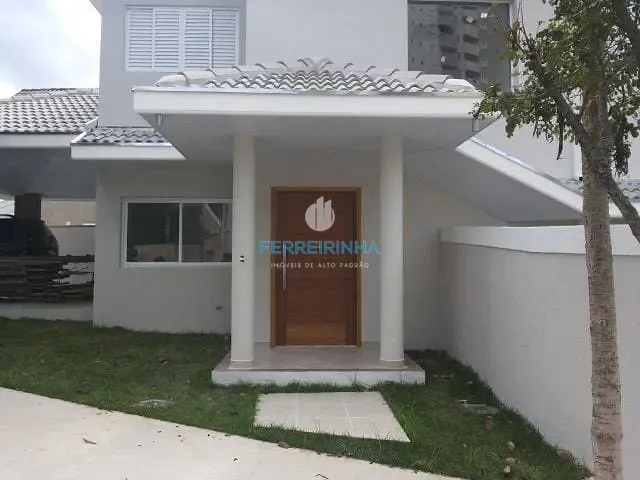 Casa com 250m² 4 quartos e 4 banheiros, à venda, no bairro Urbanova em São José dos Campos