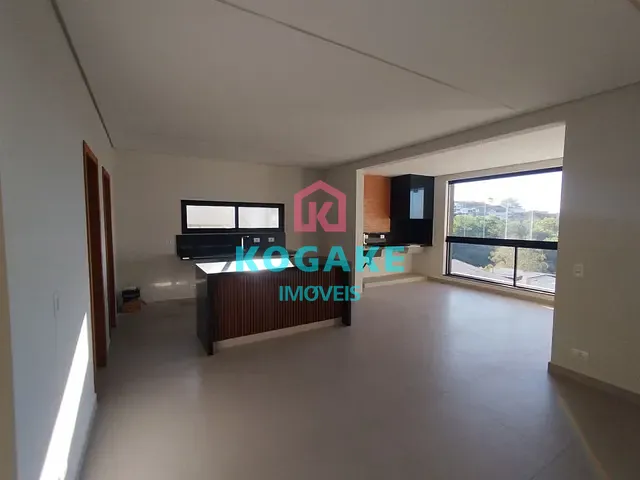 Casa com 378m² 3 quartos e 4 banheiros, à venda, no bairro Recanto dos Eucaliptos em São José dos Campos