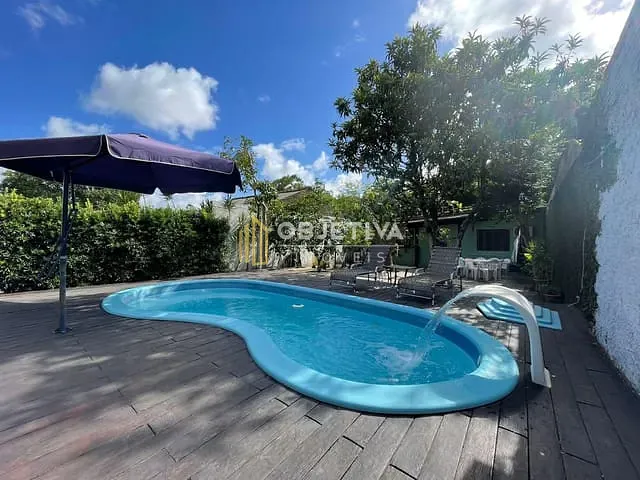 Casa com 516m² 2 quartos e 2 banheiros, à venda, no bairro Morro Santana em Porto Alegre