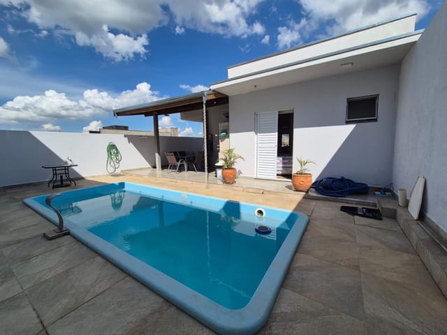Casa com 170m² 3 quartos e 2 banheiros, à venda, no bairro Centro (Jacaré) em Cabreúva