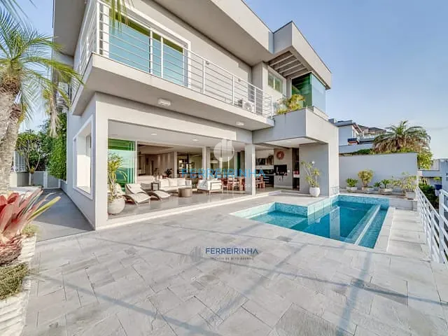 Casa com 450m² 4 quartos e 6 banheiros, à venda, no bairro Condomínio Residencial Jaguary em São José dos Campos