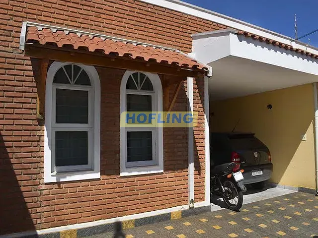 Casa com 210m² 3 quartos e 1 banheiro, à venda, no bairro Centro em Rio Claro