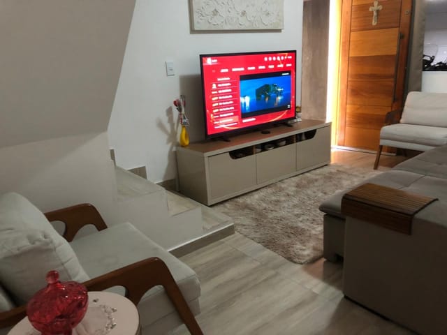 Casa com 140m² 3 quartos e 4 banheiros, à venda, no bairro Veloso em Osasco