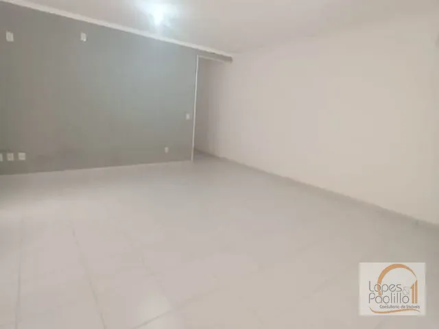 Casa com 500m² 3 quartos e 6 banheiros, para alugar, no bairro Jardim Estância Brasil em Atibaia