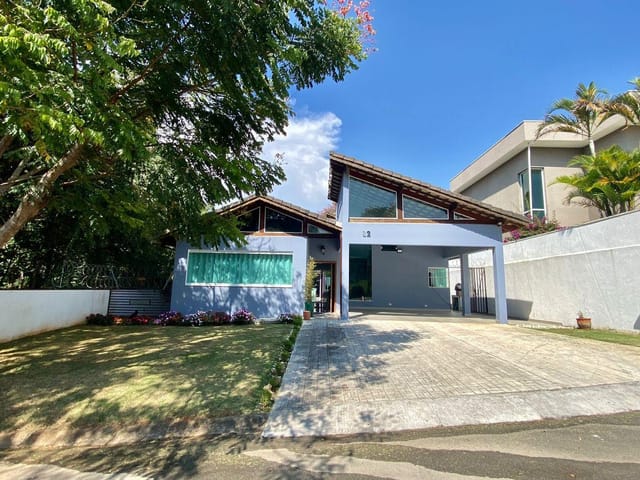 Casa com 518m² 4 quartos e 4 banheiros, à venda, no bairro Portal do Santa Paula em Cotia