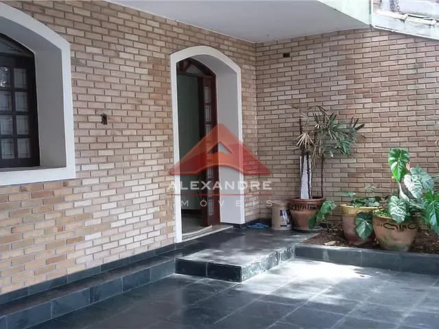 Casa com 160m² 5 quartos e 2 banheiros, à venda, no bairro Residencial Planalto em São José dos Campos
