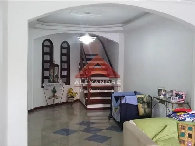 Casa com 160m² 5 quartos e 2 banheiros, à venda, no bairro Residencial Planalto em São José dos Campos