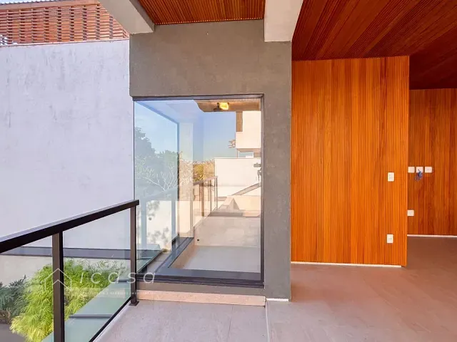 Casa com 600m² 4 quartos e 5 banheiros, à venda, no bairro Condomínio Residencial Montserrat em São José dos Campos