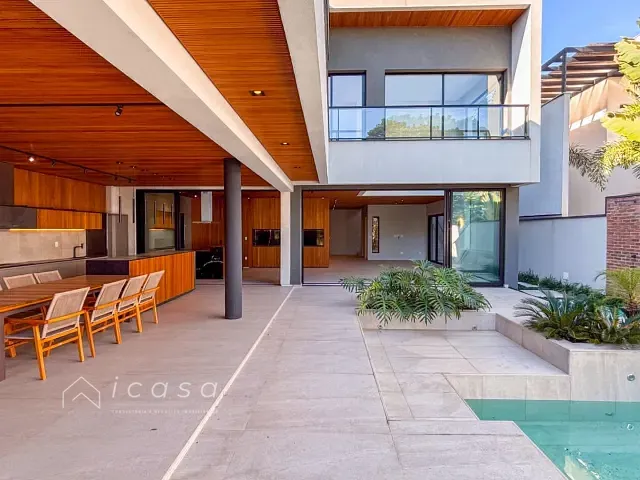 Casa com 600m² 4 quartos e 5 banheiros, à venda, no bairro Condomínio Residencial Montserrat em São José dos Campos