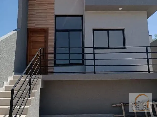 Casa com 187m² 3 quartos e 2 banheiros, à venda, no bairro Cerejeiras em Atibaia