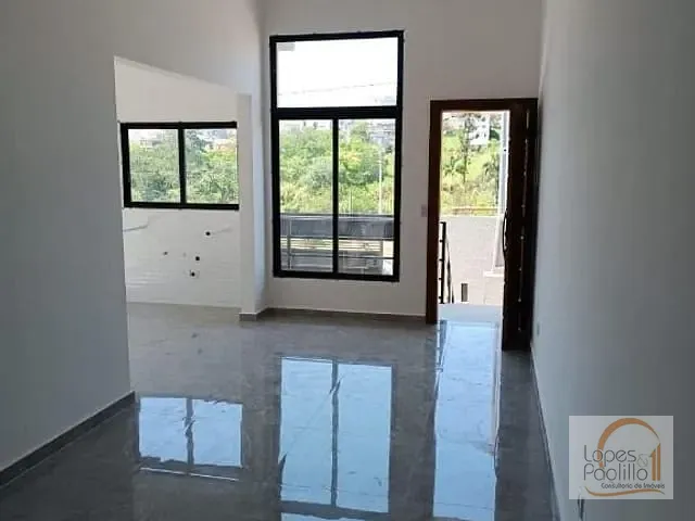 Casa com 187m² 3 quartos e 2 banheiros, à venda, no bairro Cerejeiras em Atibaia
