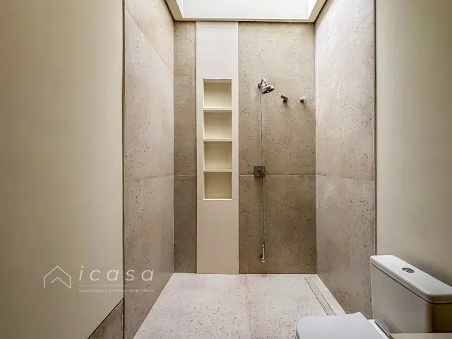 Casa com 1399m² 4 quartos e 7 banheiros, à venda ou para alugar, no bairro Condomínio Reserva do Paratehy em São José dos Campos