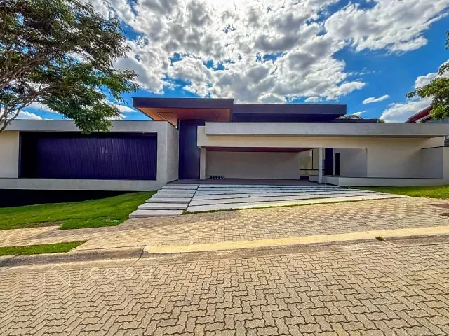 Casa com 1399m² 4 quartos e 7 banheiros, à venda ou para alugar, no bairro Condomínio Reserva do Paratehy em São José dos Campos