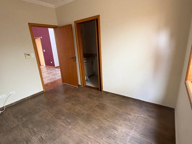 Casa com 559m² 3 quartos e 3 banheiros, à venda, no bairro Parque Belbancy em Vargem Grande Paulista