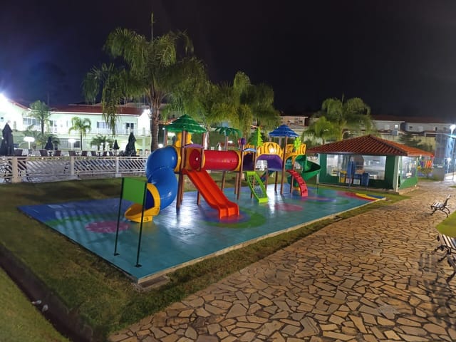 Casa 3 quartos e 3 banheiros, à venda ou para alugar, no bairro Jardim Belizário em Cotia