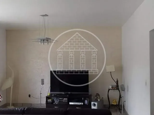 Casa com 250m² 3 quartos e 2 banheiros, à venda, no bairro Jardim Floresta em São Paulo