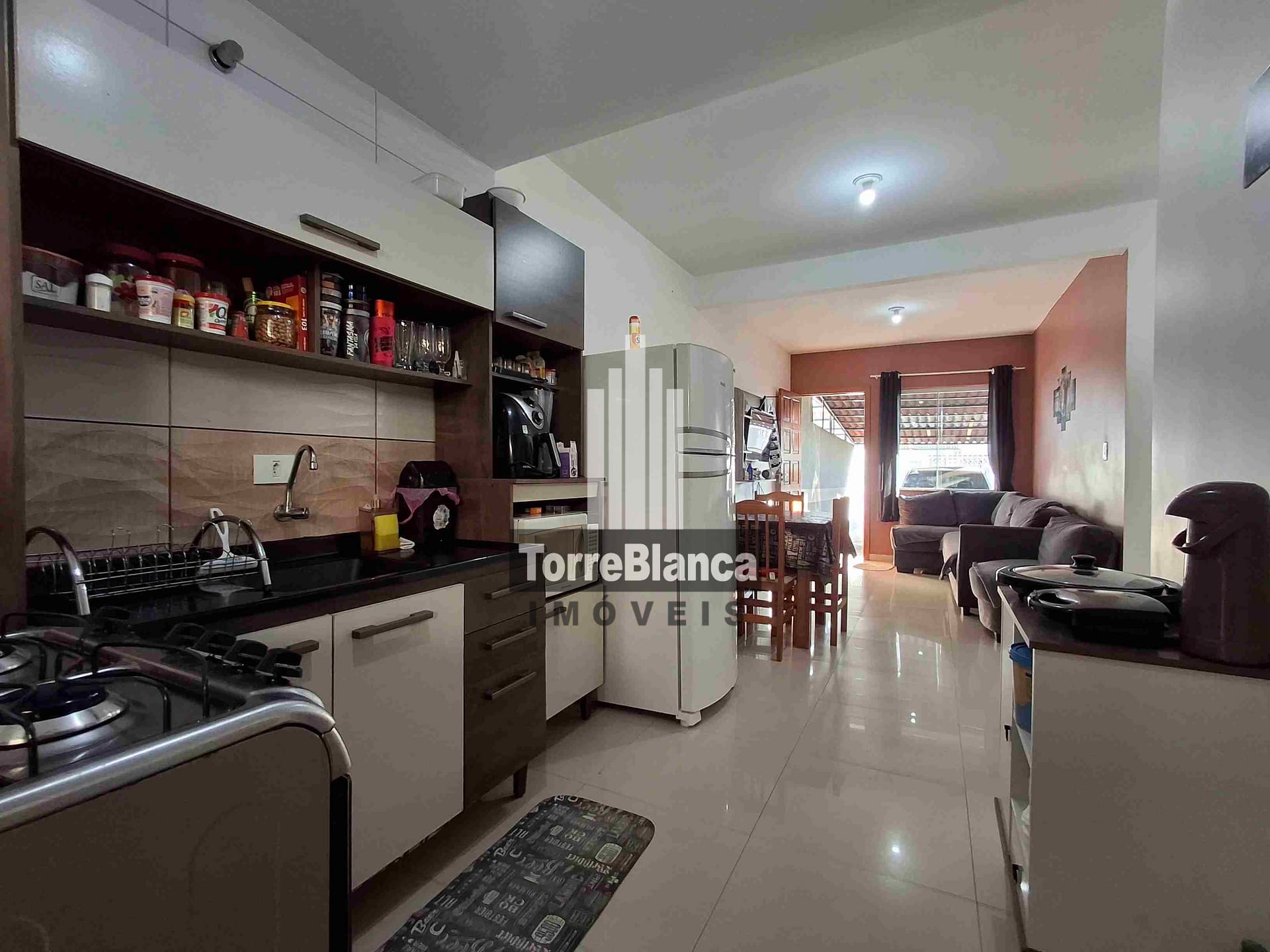 Casa à venda com 2 quartos, 51m² - Foto 5