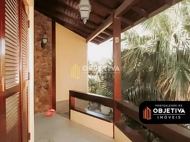Casa 4 quartos e 2 banheiros, à venda, no bairro Passo das Pedras em Porto Alegre