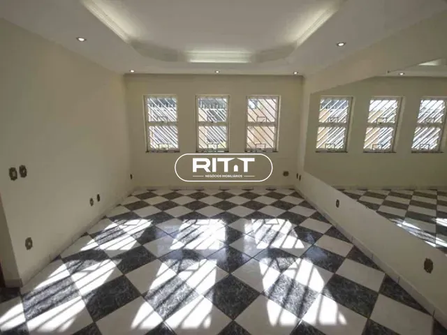 Casa 4 quartos e 4 banheiros, à venda, no bairro Jardim Nova Europa em Campinas