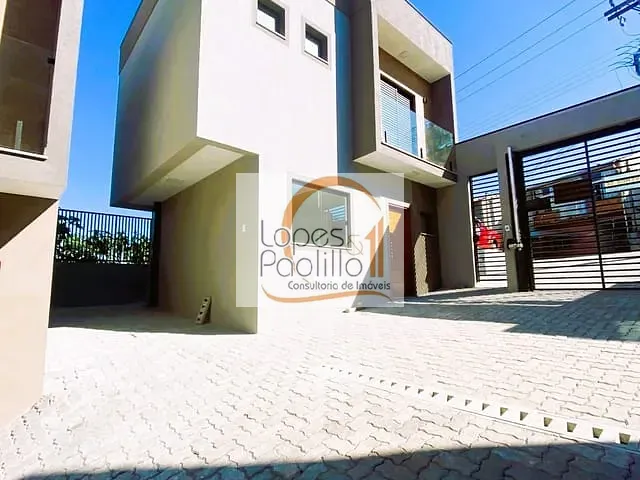 Casa com 100m² 2 quartos e 2 banheiros, à venda, no bairro Jardim Santo Antônio em Atibaia