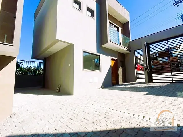 Casa com 100m² 2 quartos e 2 banheiros, à venda, no bairro Jardim Santo Antônio em Atibaia
