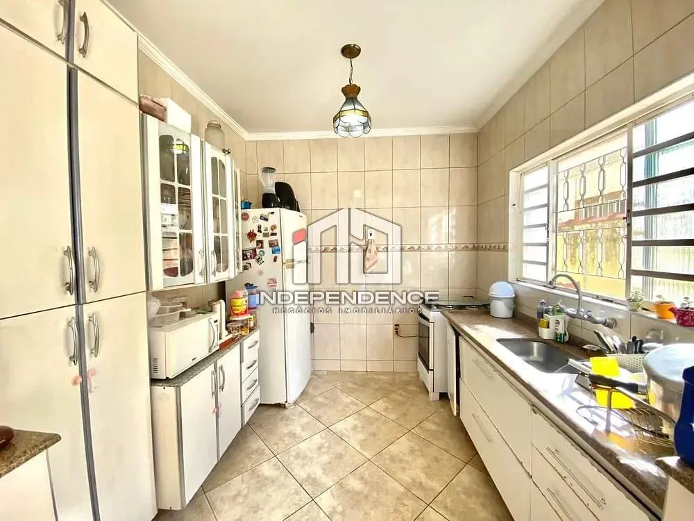 Casa, 4 quartos, 230 m² - Foto 31
