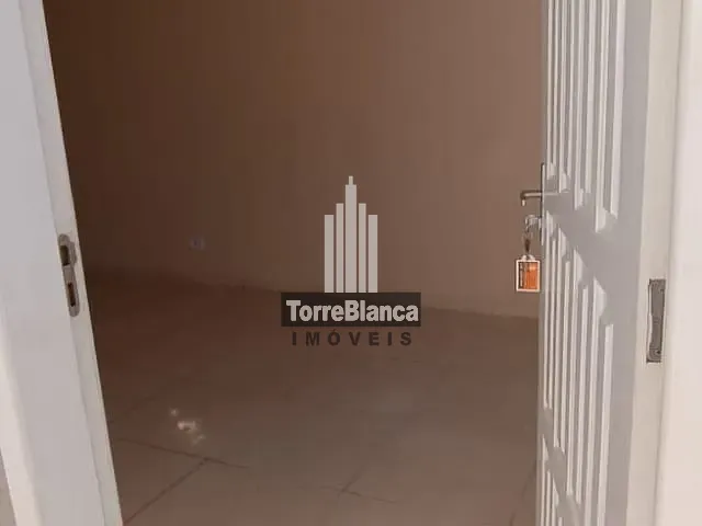 Casa com 159m² 2 quartos e 1 banheiro, à venda, no bairro Contorno em Ponta Grossa