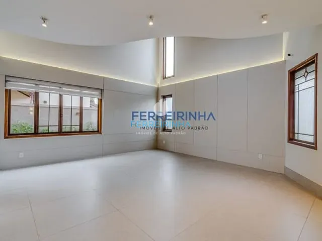 Casa com 450m² 5 quartos e 6 banheiros, à venda, no bairro Conjunto Residencial Esplanada do Sol em São José dos Campos