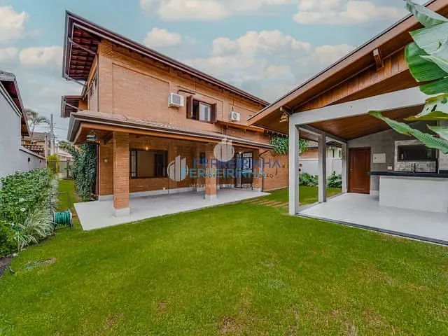 Casa com 450m² 5 quartos e 6 banheiros, à venda, no bairro Conjunto Residencial Esplanada do Sol em São José dos Campos