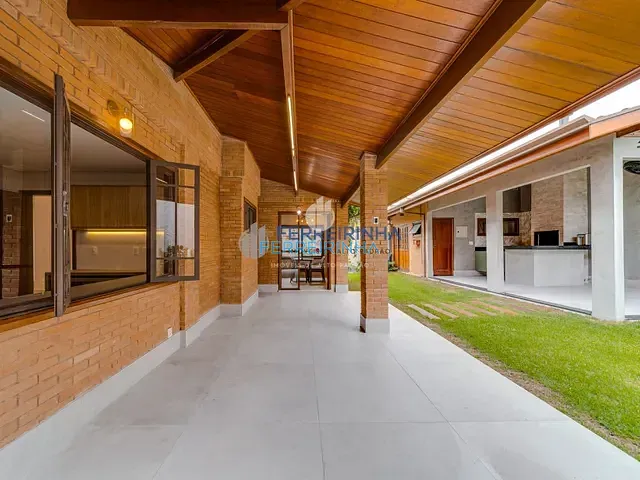 Casa com 450m² 5 quartos e 6 banheiros, à venda, no bairro Conjunto Residencial Esplanada do Sol em São José dos Campos
