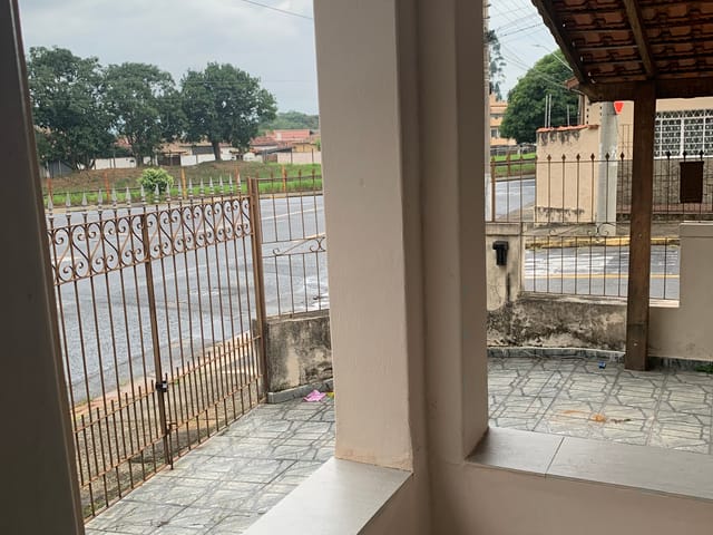 Casa com 250m² 3 quartos e 2 banheiros, à venda, no bairro Chácara Galega em Pindamonhangaba
