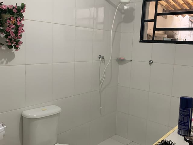 Casa com 250m² 3 quartos e 2 banheiros, à venda, no bairro Chácara Galega em Pindamonhangaba