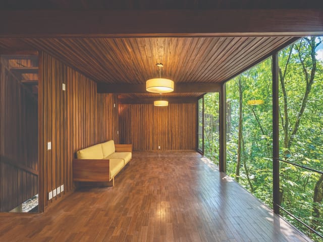 Casa com 350m² 4 quartos e 4 banheiros, à venda ou para alugar, no bairro Chácara do Refúgio em Carapicuíba