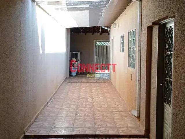 Casa com 245m² 2 quartos e 2 banheiros, à venda, no bairro Presidente Dutra em Ribeirão Preto
