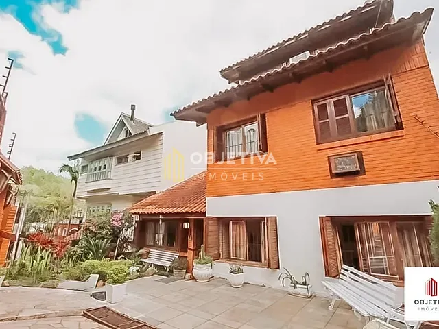 Casa 5 quartos e 3 banheiros, à venda, no bairro Teresópolis em Porto Alegre